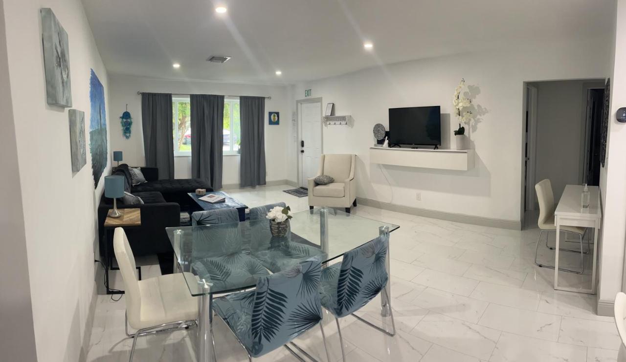 הוליווד Modern Luxury Rose Villa By Beaches מראה חיצוני תמונה